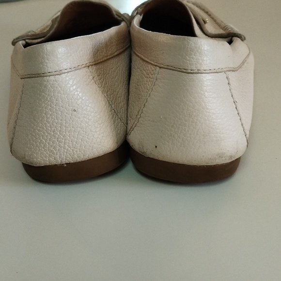 Coach  Fredrica A5175 Beige Pebble Grain Leather Slip On Loafers Size 8B - Picture 5 of 8